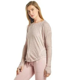 FREE PEOPLE Movement Lay Up Long Sleeve -Swim Equip 5666518663336 mauve 5a