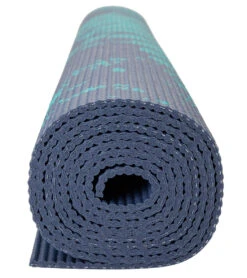 Gaiam Midnight Fern Printed Yoga Mat 68" 4mm -Swim Equip 5669004869800 midnightfern 3a