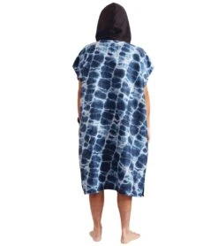 Nomadix Agua Blue Changing Poncho -Swim Equip 6935469916328 multi 3a